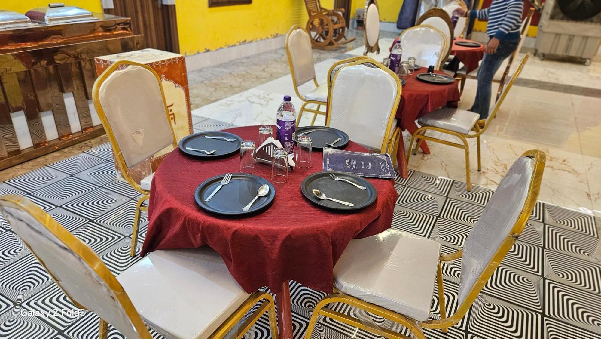 Bundeli Farm Resort & Banquet Orchha Exterior photo